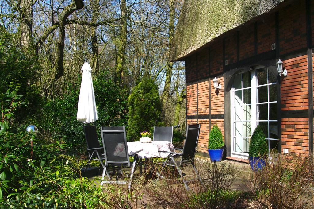 Gaestehaus Eulennest Grossenworden 外观 照片